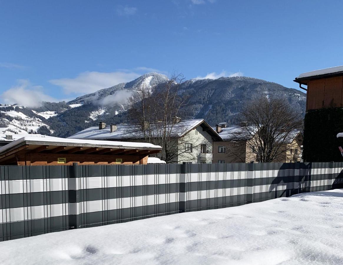 דירות צל-אם-זי Haus Schmitten - Austrian Alpine Getaways מראה חיצוני תמונה